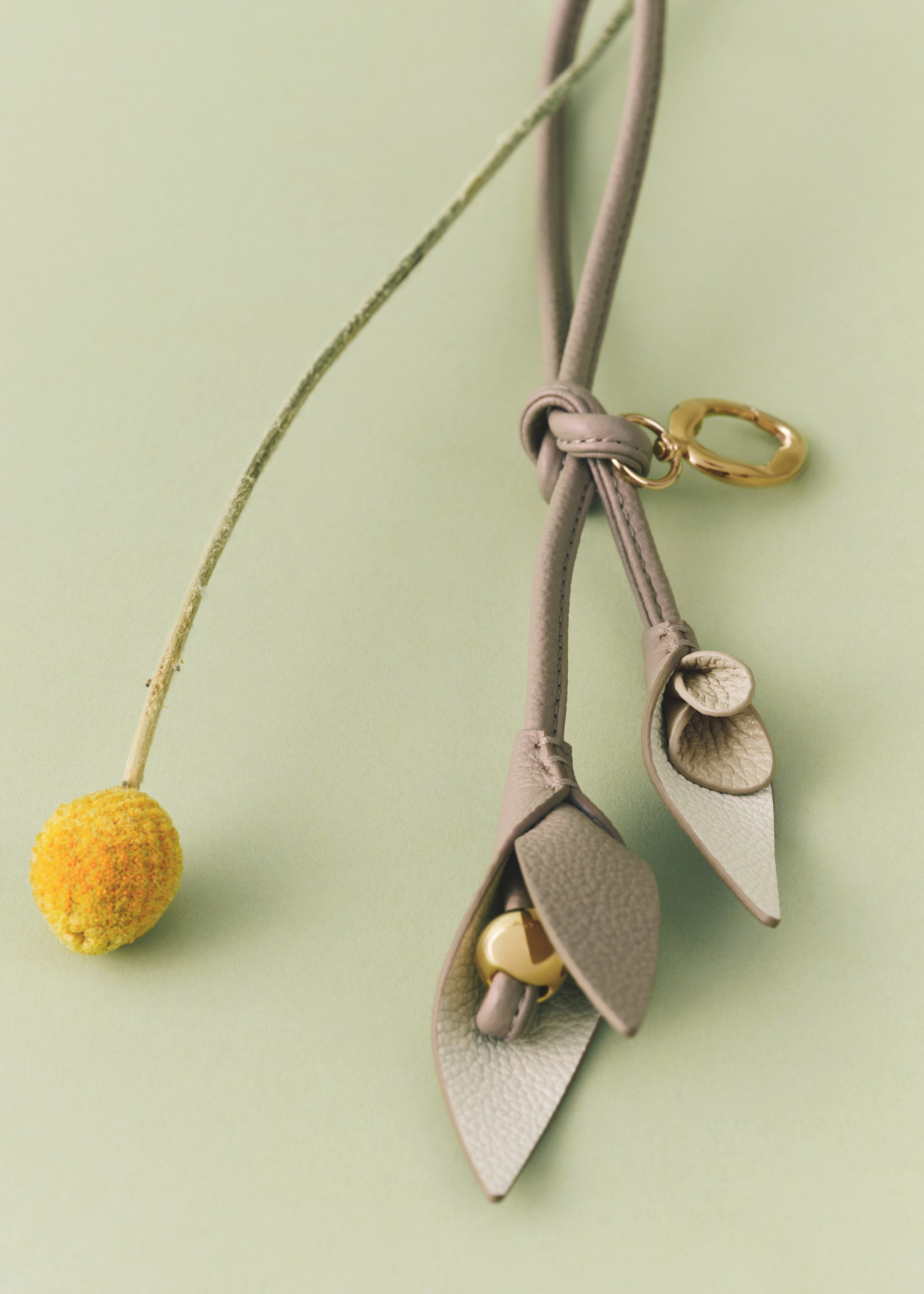 Charm Touka - Trio Chalk