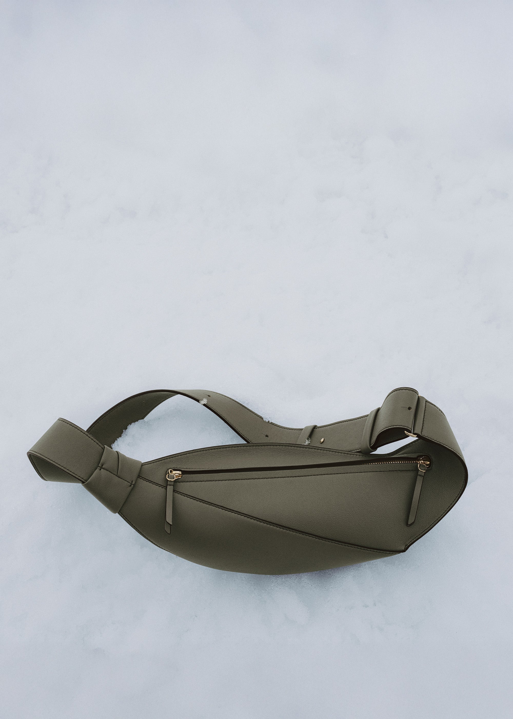 Neyu - Smooth Smoky Green