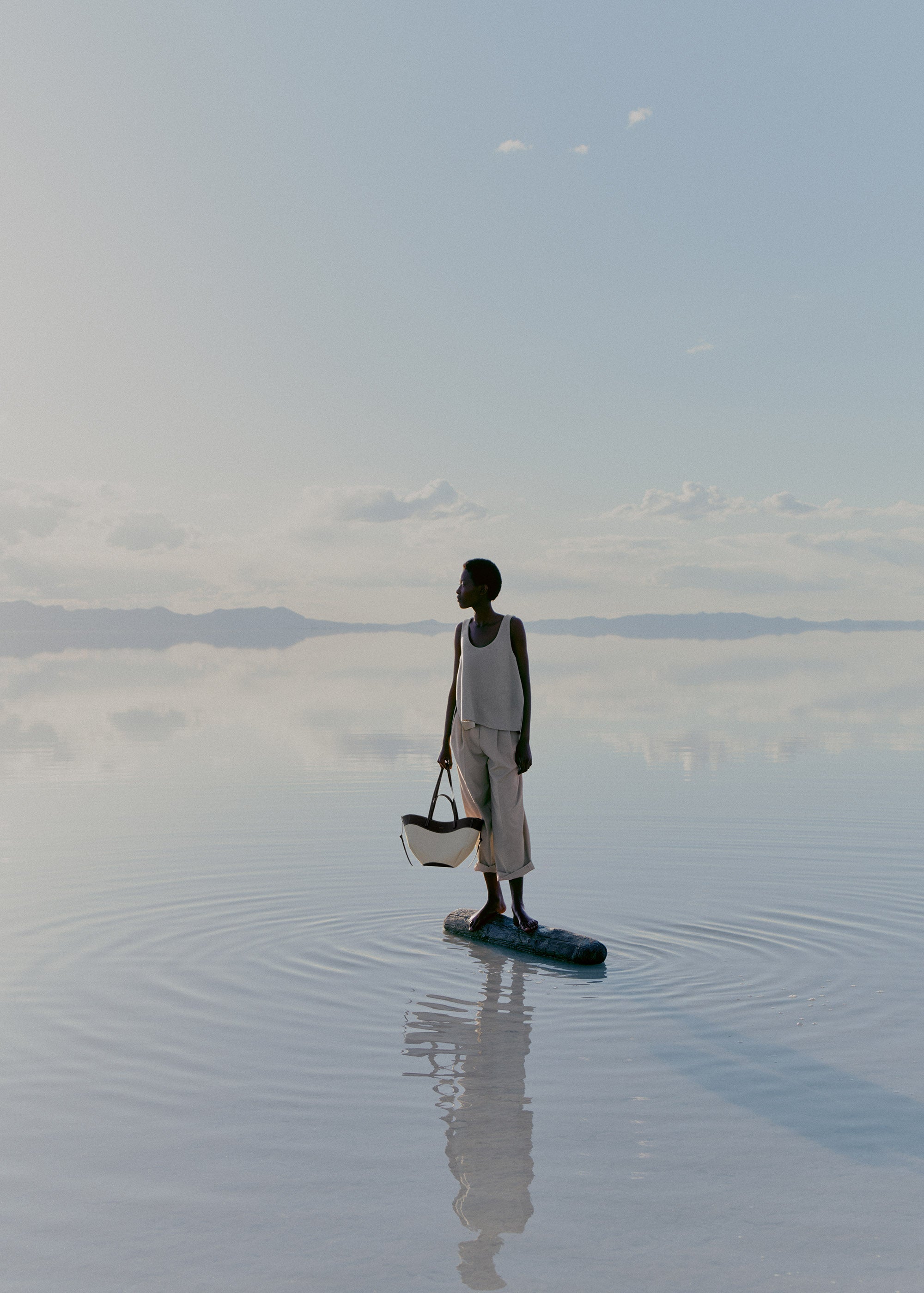 Cyme Mini - Black Canvas